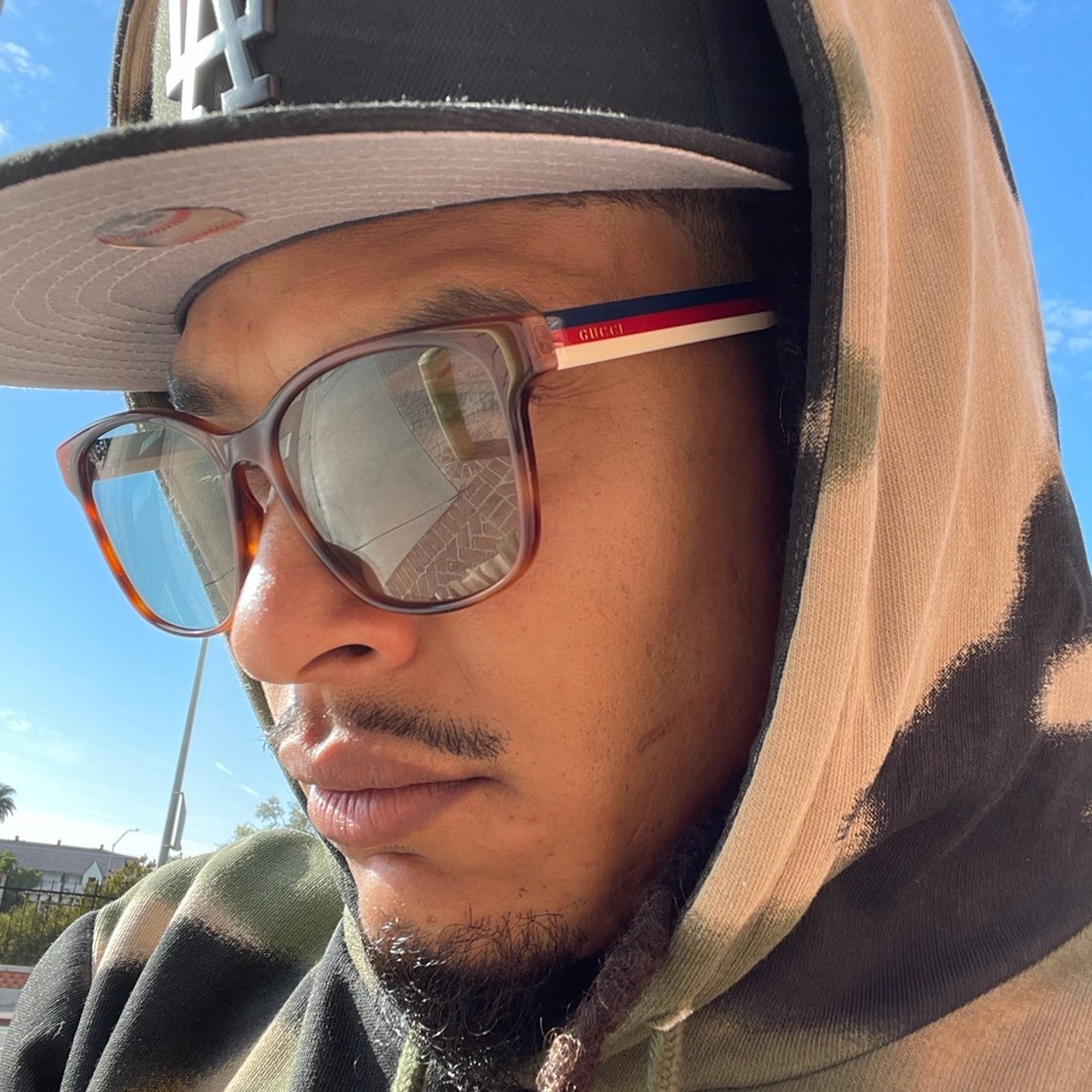 Meet your Posher, Jose